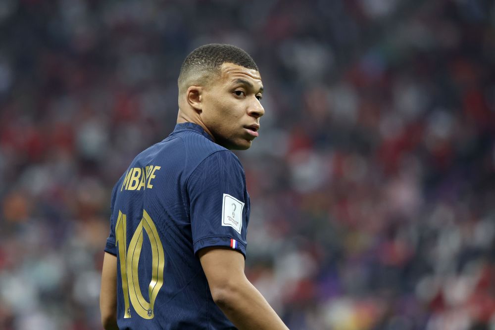 体总：占旭刚任举重摔跤柔道中心主任，王励勤任乒羽中心副主任