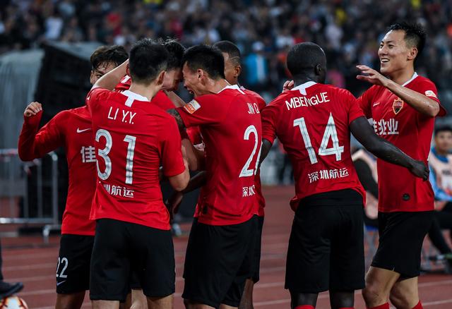 王洪泽这样的年轻人要多留在场上 不能过快犯规限制手脚